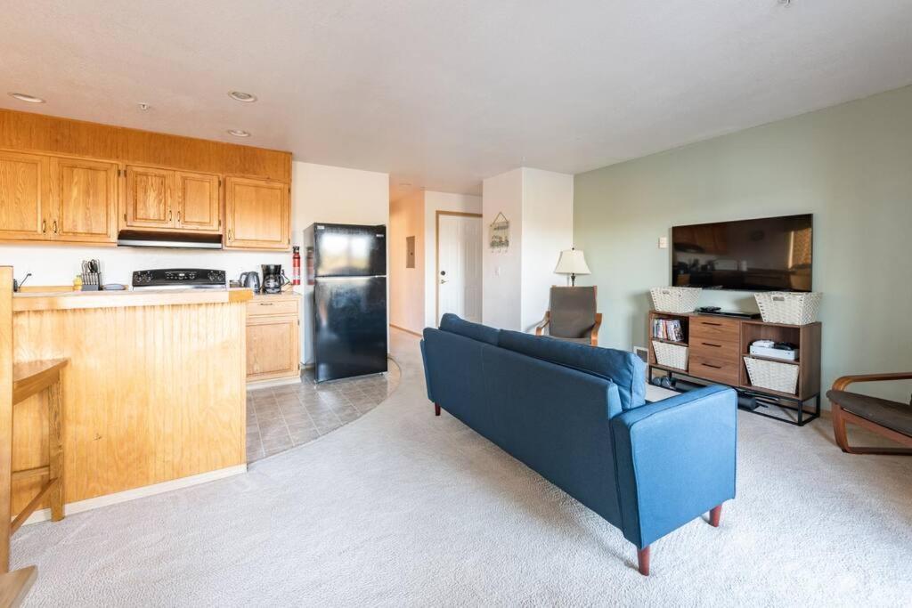 Cozy 2 Bedroom Condo Walking Distance From The Beach Ocean Shores Εξωτερικό φωτογραφία