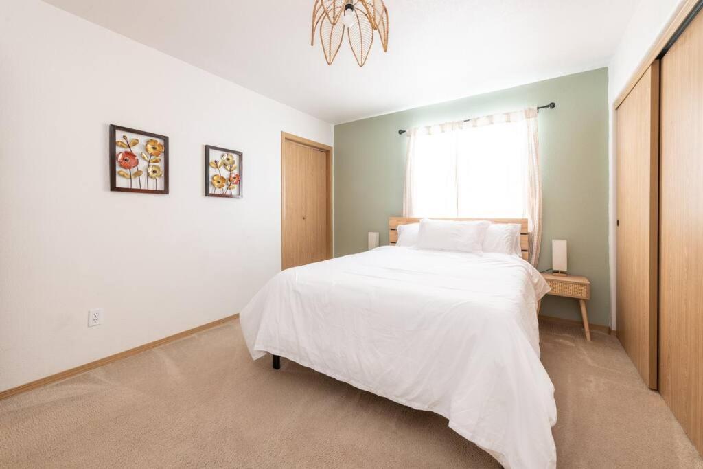 Cozy 2 Bedroom Condo Walking Distance From The Beach Ocean Shores Εξωτερικό φωτογραφία