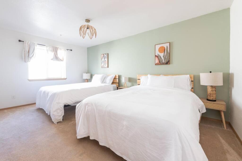 Cozy 2 Bedroom Condo Walking Distance From The Beach Ocean Shores Εξωτερικό φωτογραφία
