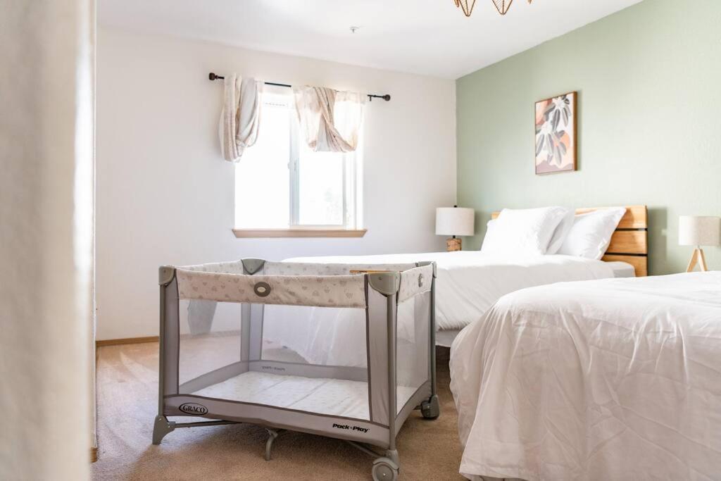 Cozy 2 Bedroom Condo Walking Distance From The Beach Ocean Shores Εξωτερικό φωτογραφία